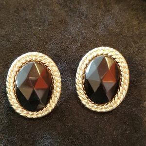Pierce earrings